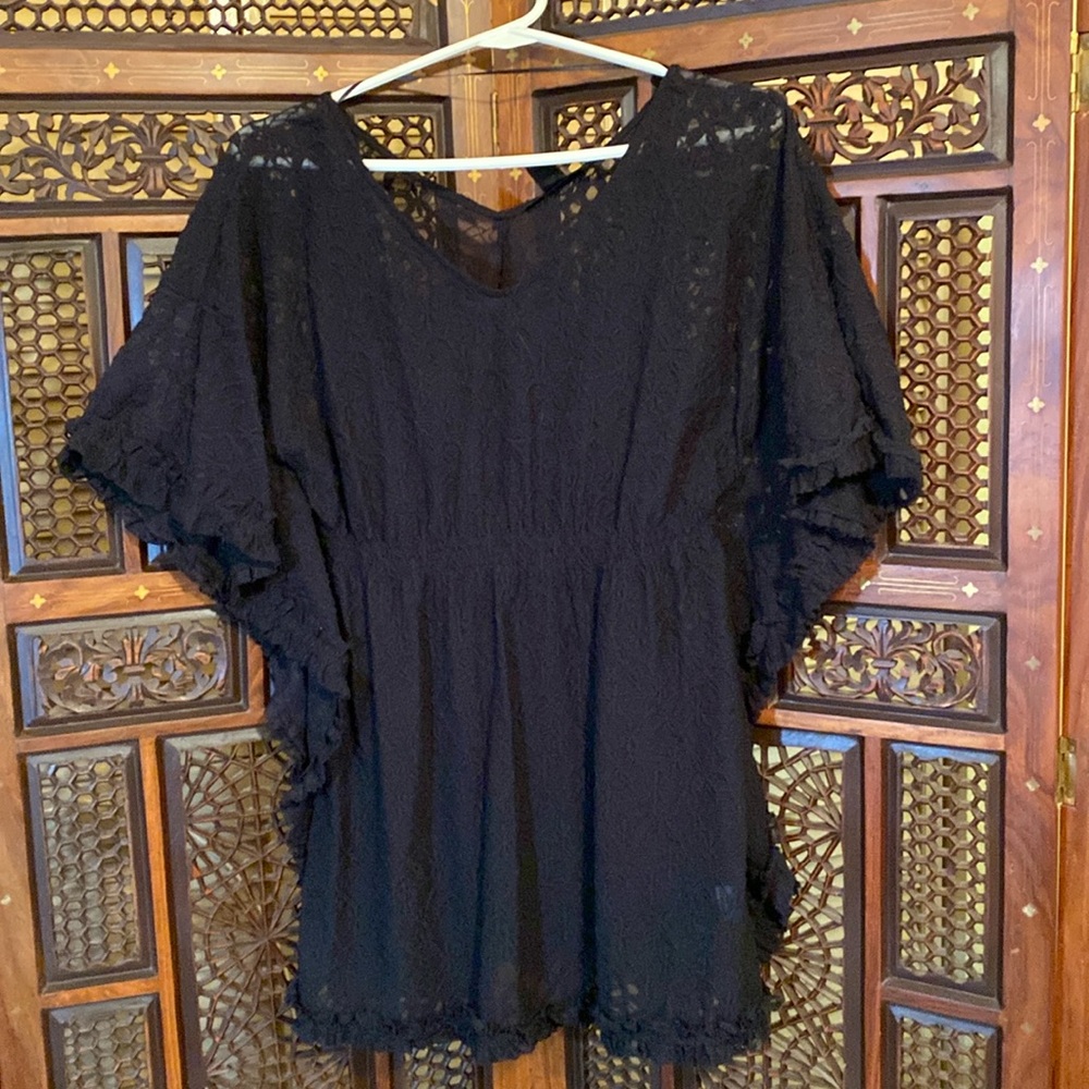 EUC - Style & Co - Petit Medium Black Sheer Kimono Style V Neck